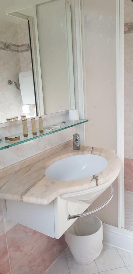 Hotel Britannia Rimini Marina Centro المظهر الخارجي الصورة
